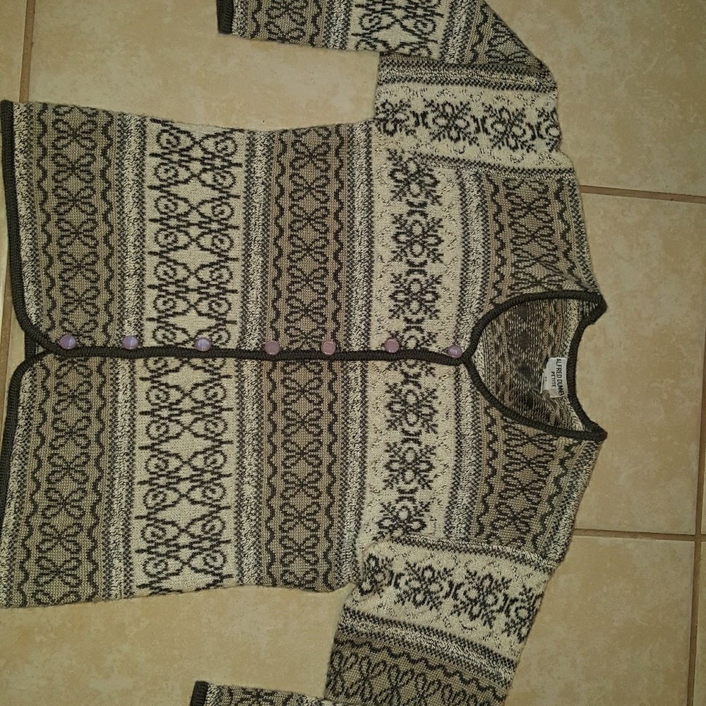 Womens alfred dunner sweater size- petite large
